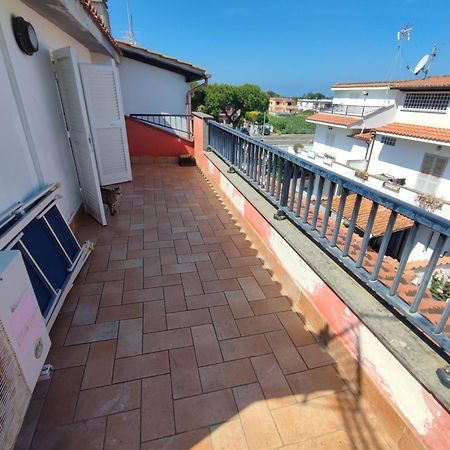 Casa Al Mare Con Giardino Vicino A Roma Villa Torvaianica Luaran gambar