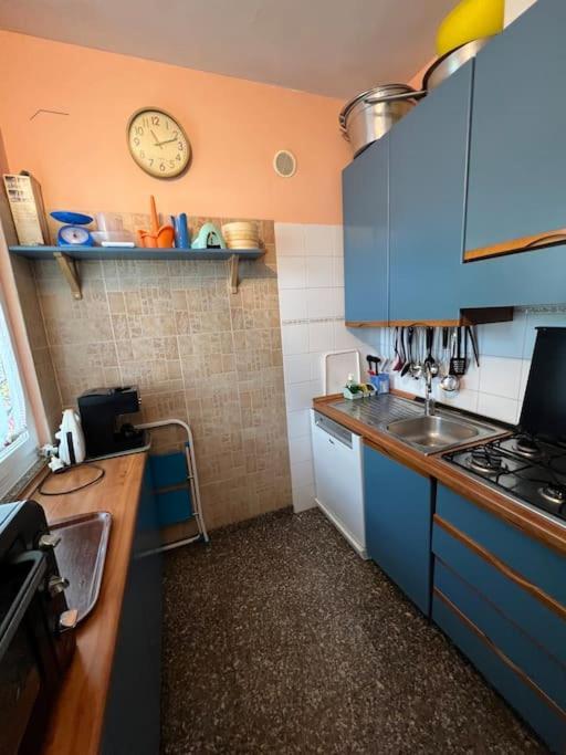 Casa Al Mare Con Giardino Vicino A Roma Villa Torvaianica Luaran gambar