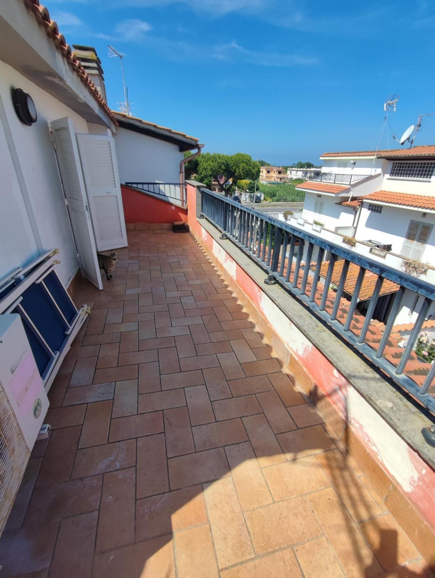 Casa Al Mare Con Giardino Vicino A Roma Villa Torvaianica Luaran gambar